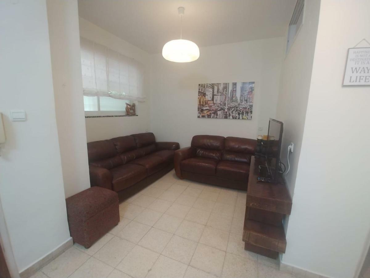 Lovely Apartment Premium Location Рамат-Ган Экстерьер фото